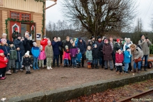 Besökarna beundrar den rutiga färgen (2018)